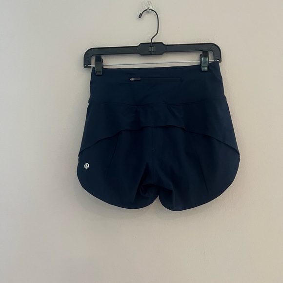Lululemon speed up Women's Navy Shorts - Picture 10 of 14